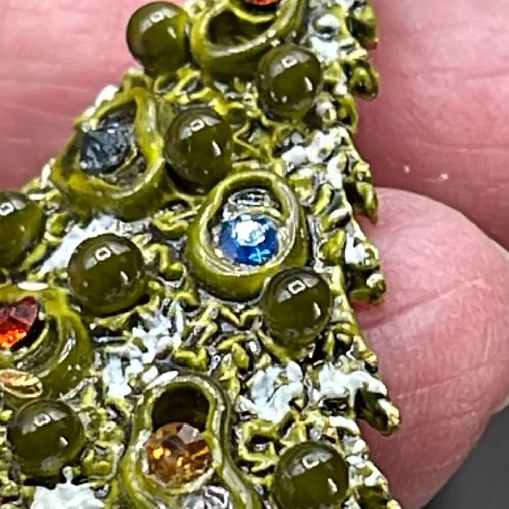 Vintage Art Christmas tree brooch Avacado green rhinestones.
